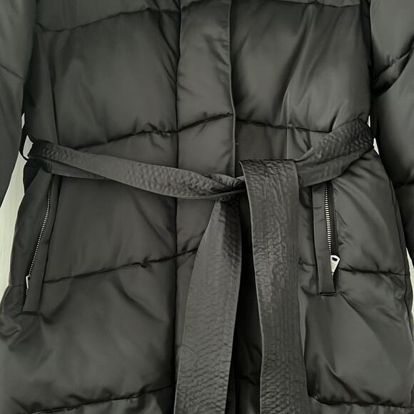 Avec Les Filles Nylon Belted Puffer Coat Jacket with belt - size large - Picture 2 of 3